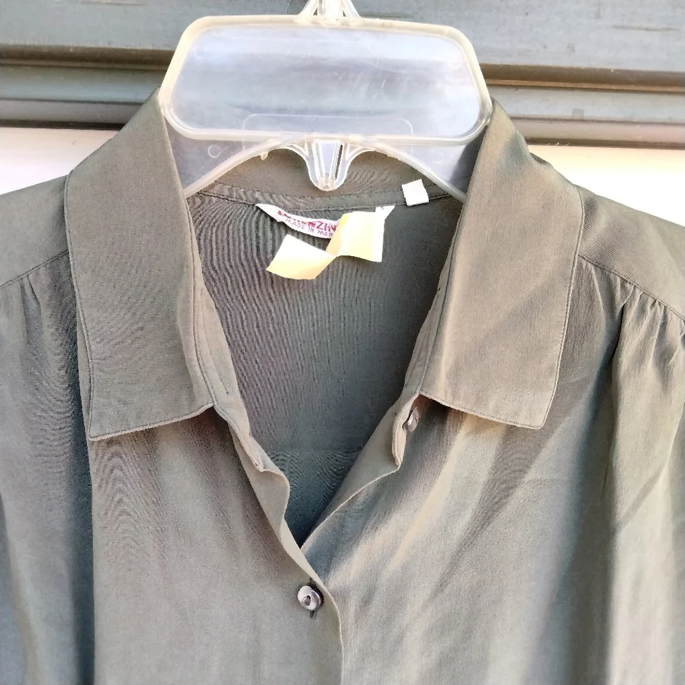 VTG Lorenzini Made In Italy Long Sleeve Button Down Green Silk Shirt Women's M/L